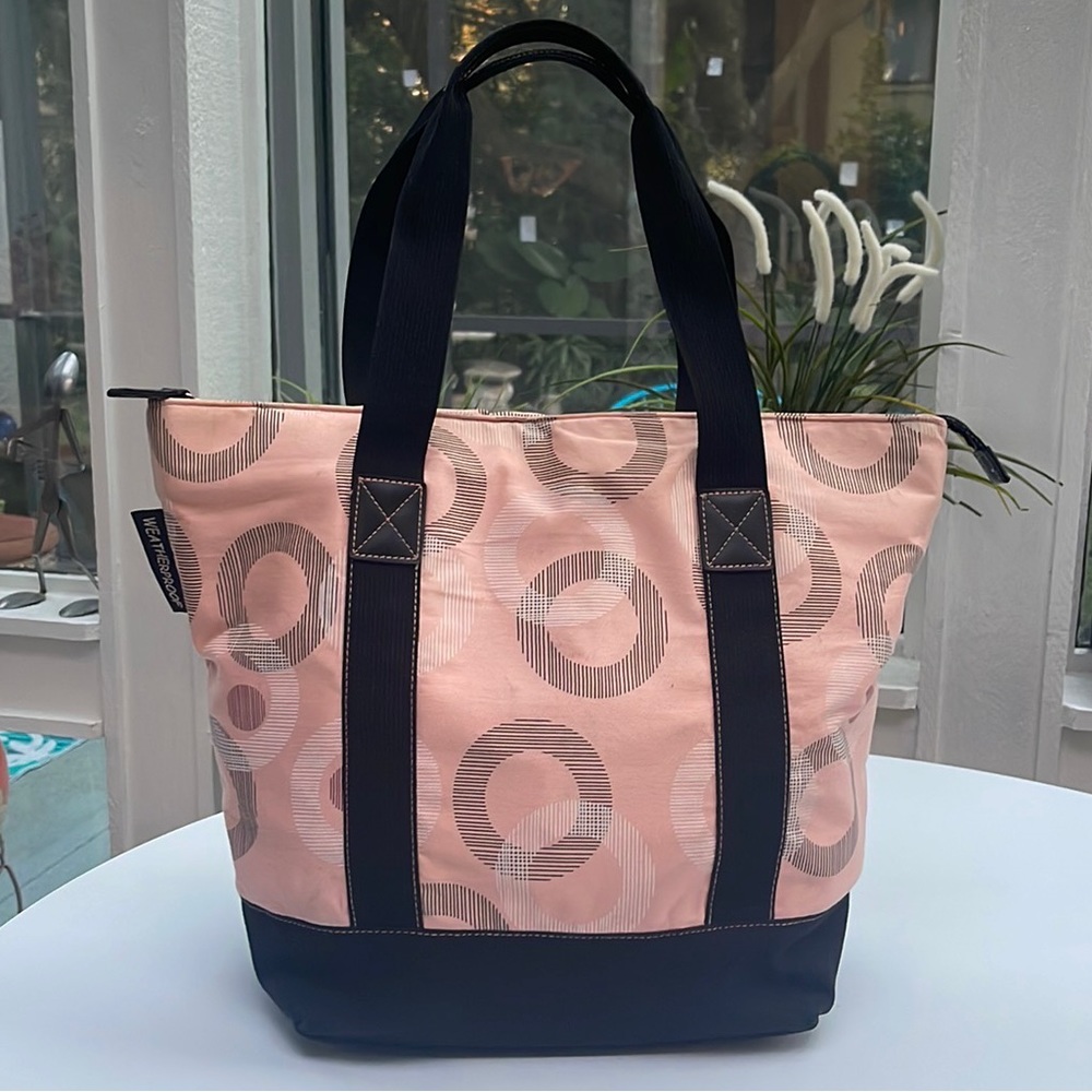 Weatherproof Pink & Black Zip Tote